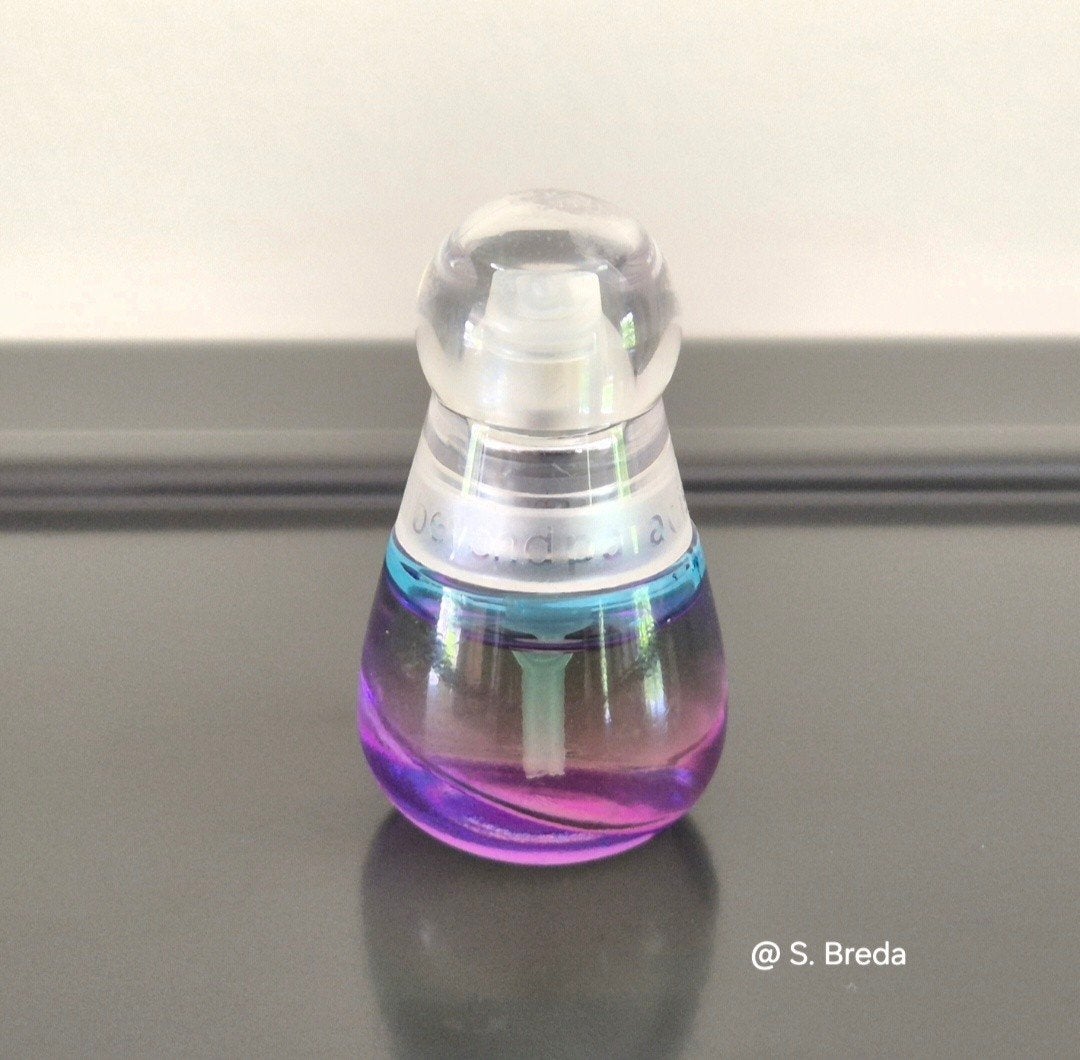 Estee Lauder - Beyond Paradis - miniatuur vapo, Ophalen of Verzenden, Zo goed als nieuw, Miniatuur, Gevuld