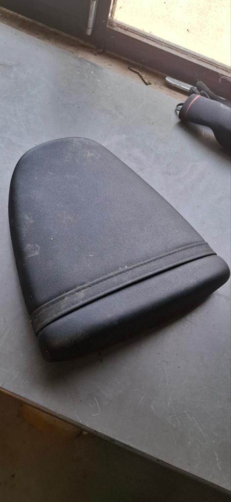 Suzuki gsx750 s rad zadel achter zitje passagiers zit gsx, Motoren, Ophalen of Verzenden