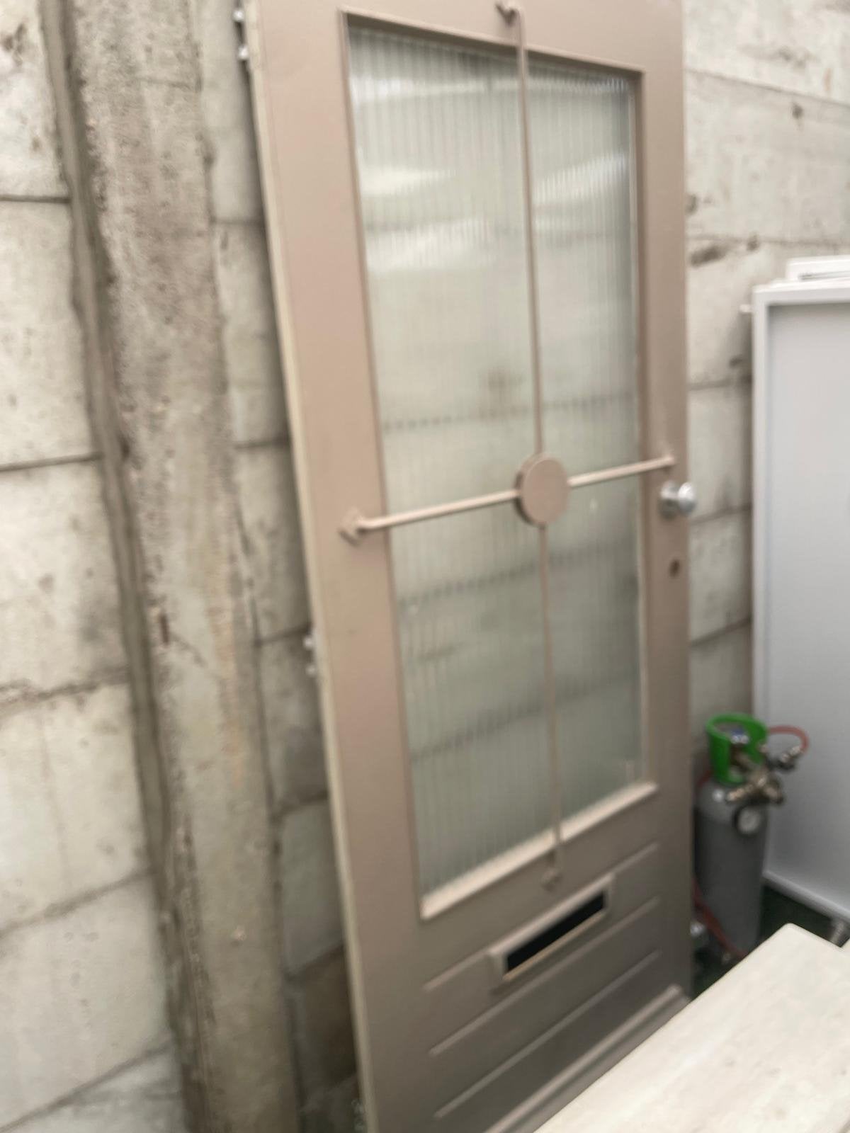 Hardhouten Voordeur 208.5 x 87 cm met glas en brievenbus, Ophalen, Gebruikt, 80 tot 100 cm, Buitendeur