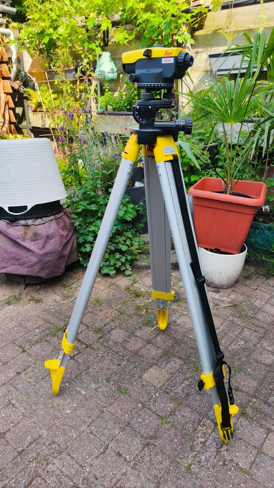Leica NA320 Waterpasinstrument met Statief en Baak, Ophalen