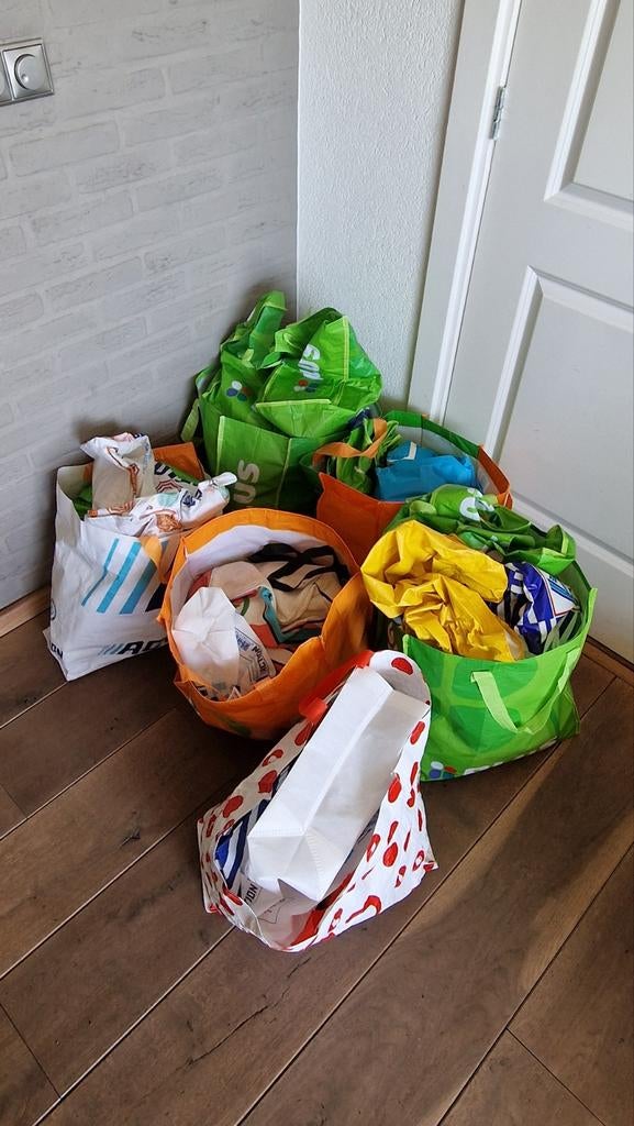 Diverse big shoppers supermarkt tassen goede staat 67 stuks, Albert Heijn, Ophalen of Verzenden