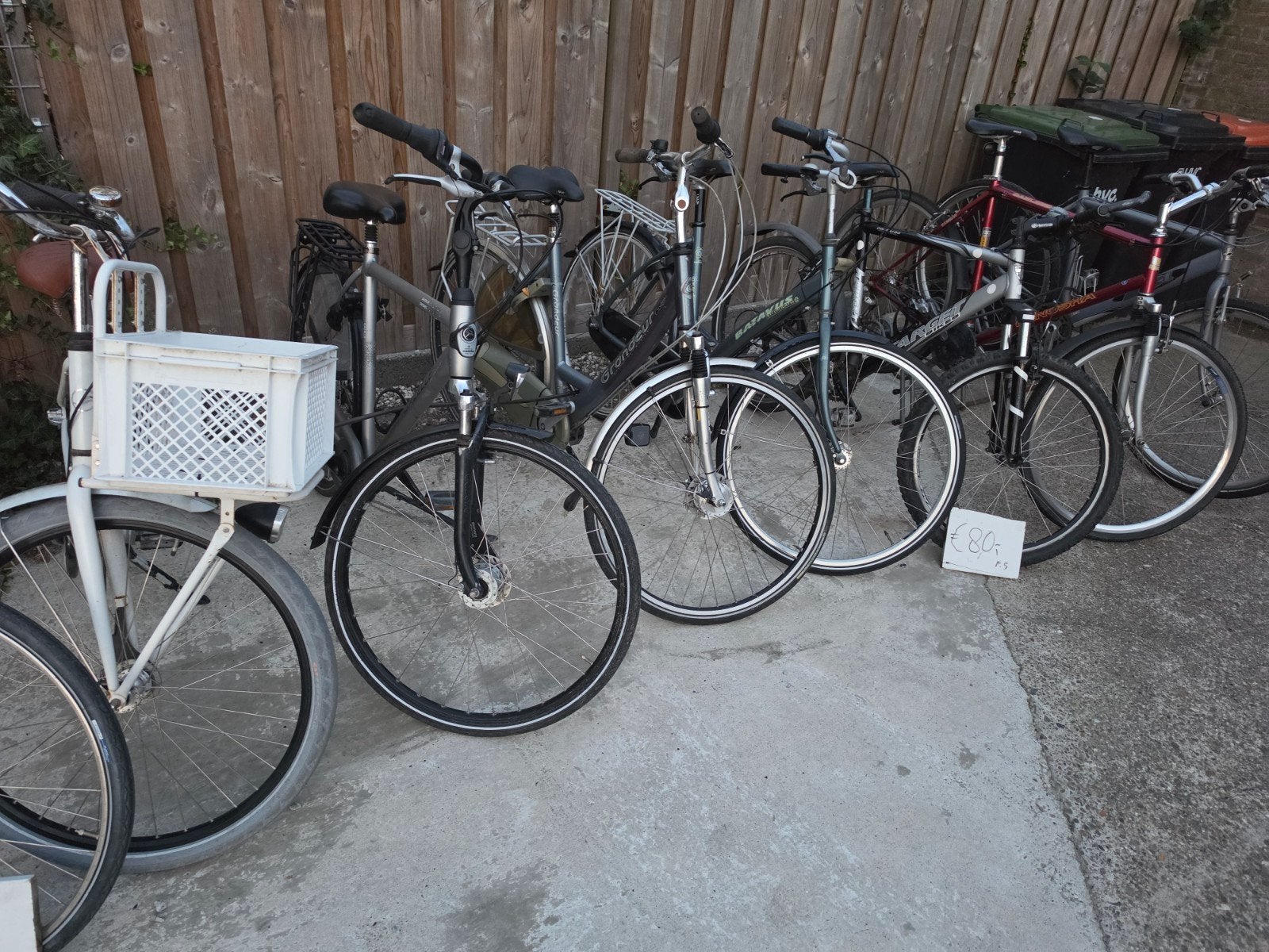 veel fietsen te koop ook party verkoop mogelijk, Ophalen