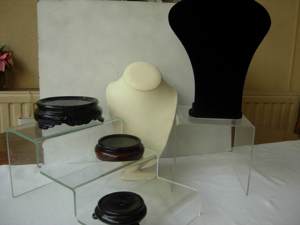 LOT ETALAGE MATRIAAL., Verzenden