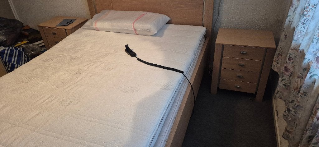 bed met nachtkastjes, Ophalen, Verstelbaar, Overige kleuren, 210 cm