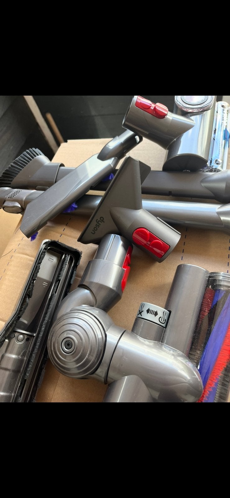 Dyson stofzuiger onderdelen en accessoires aangeboden, Witgoed en Apparatuur, Stofzuigers, Ophalen of Verzenden, Nieuw, Dyson