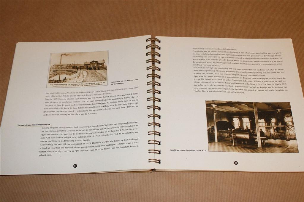 Ons Febriek — Strokartonfabriek De Toekomst [1900-1970], Boeken, Ophalen of Verzenden, Gelezen