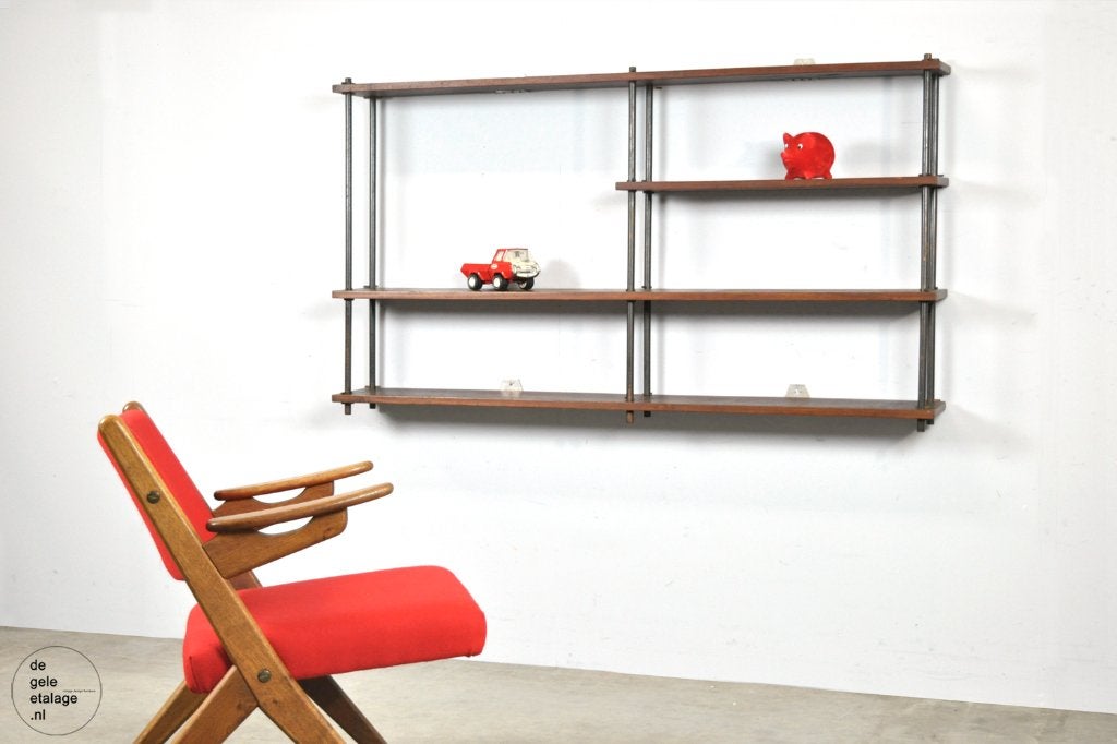 Hangende vintage houten stokkenkast, Nederland 1970, Met plank(en), Gebruikt, Ophalen of Verzenden, Minder dan 150 cm