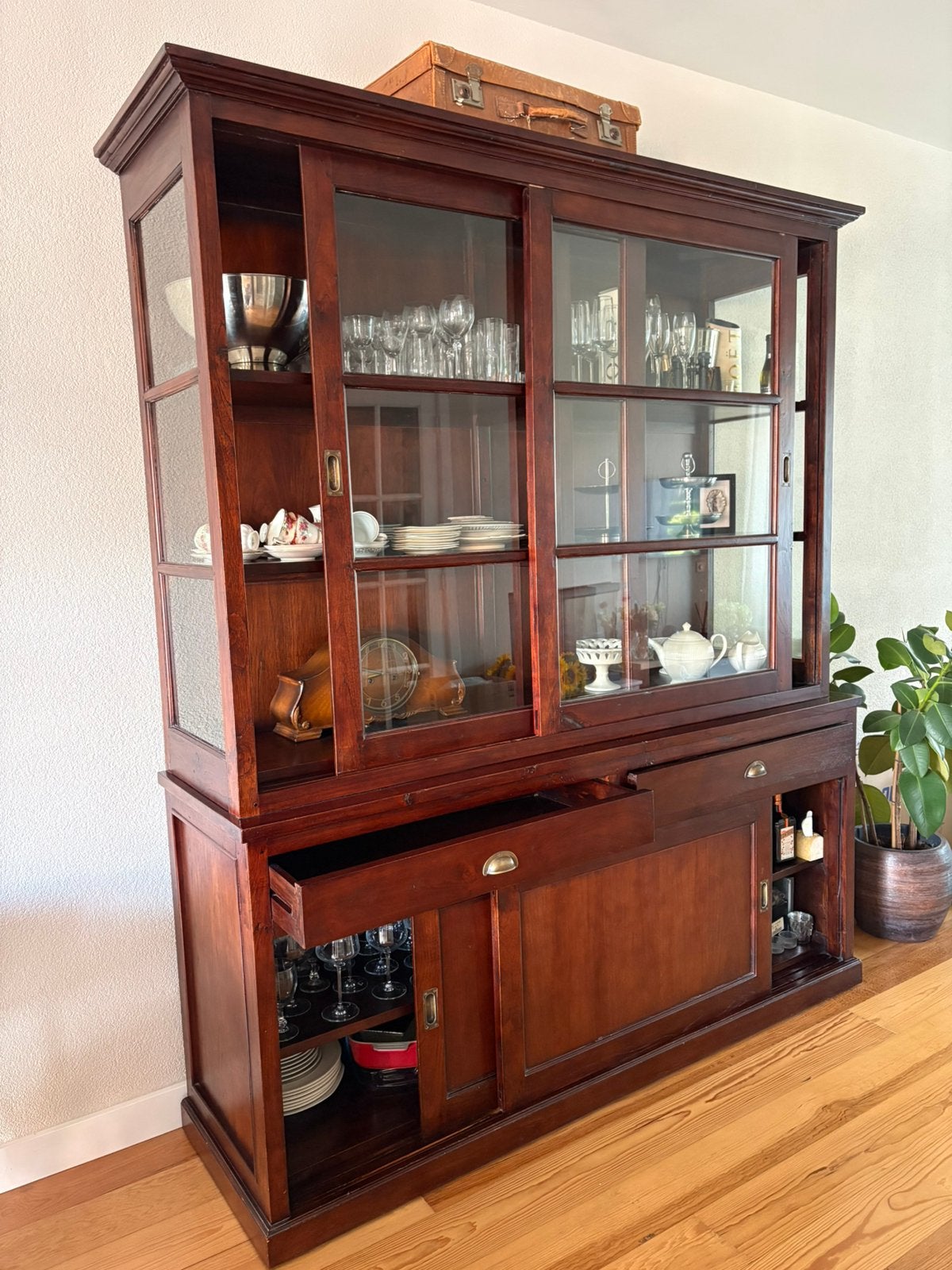 Buffet koloniale stijl, Ophalen, Gebruikt, 200 cm of meer, Met lade(s)