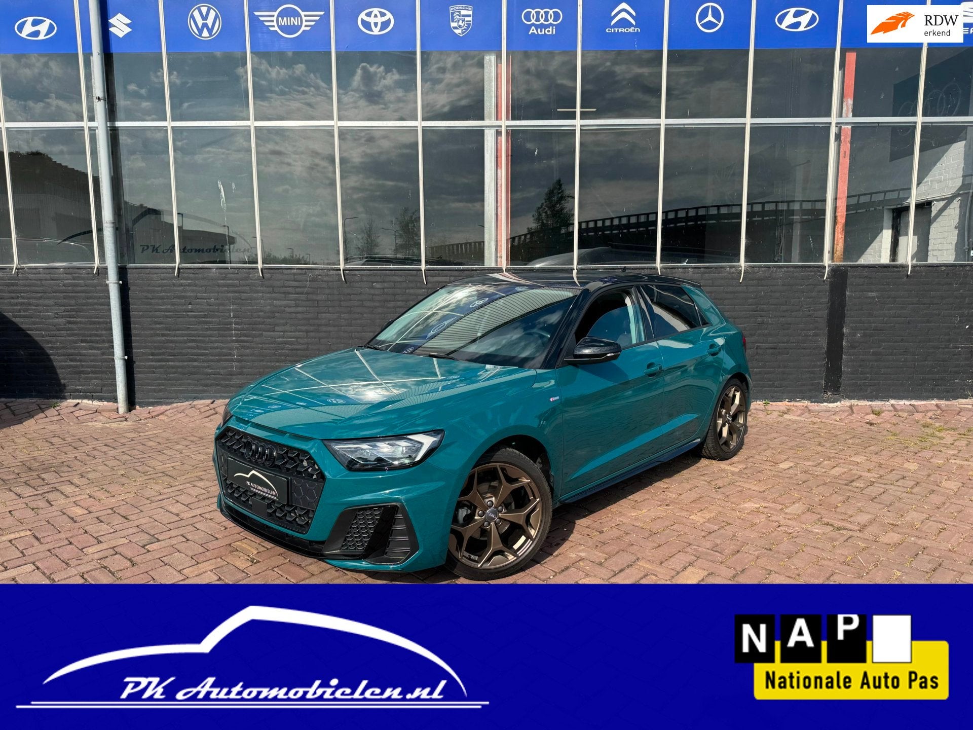 Audi A1 Sportback 30 TFSI S-Line Edition One *KEYLESS*, Voorwielaandrijving, Stof, Zwart, 116 pk