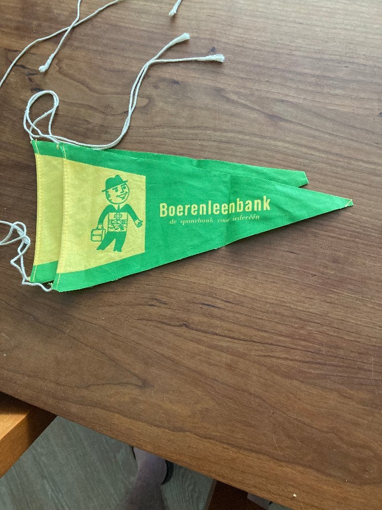 vaantjes boerenleenbank en spaarbank amsterdam, Diversen, Vlaggen en Wimpels, Ophalen of Verzenden, Gebruikt