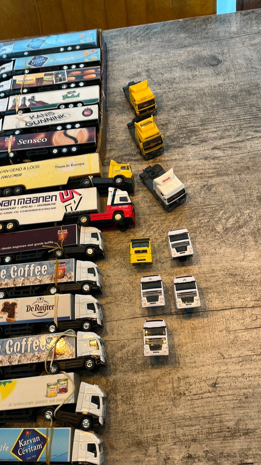 32x model vrachtauto’s, Verzenden, Zo goed als nieuw, Bus of Vrachtwagen