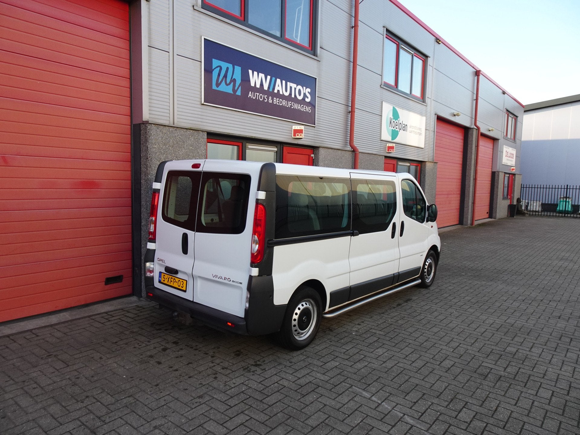 Opel Vivaro Combi 2.0 CDTI L2H1 EcoFLEX lange personenbus me, Auto's, Opel, Voorwielaandrijving, Euro 5, 2000 kg, Multifunctioneel stuurwiel