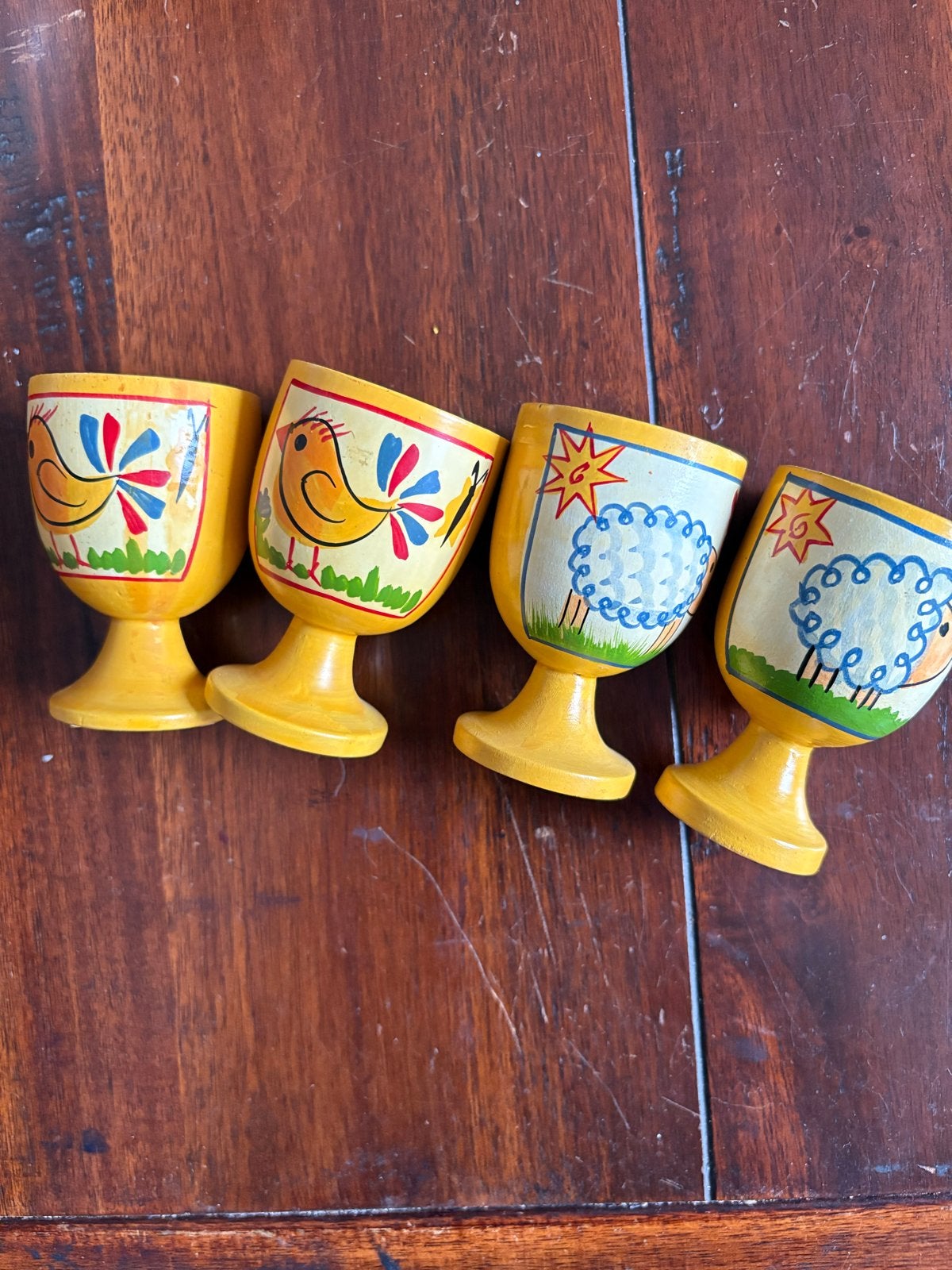 Set van 4 handbeschilderde houten eierdopjes, Overige typen, Hout, Ophalen of Verzenden, Zo goed als nieuw