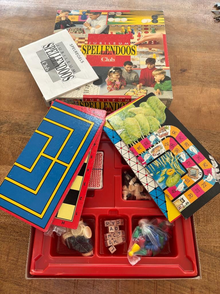 Spellen, Hobby en Vrije tijd, Gezelschapsspellen | Bordspellen, Ophalen of Verzenden, Zo goed als nieuw