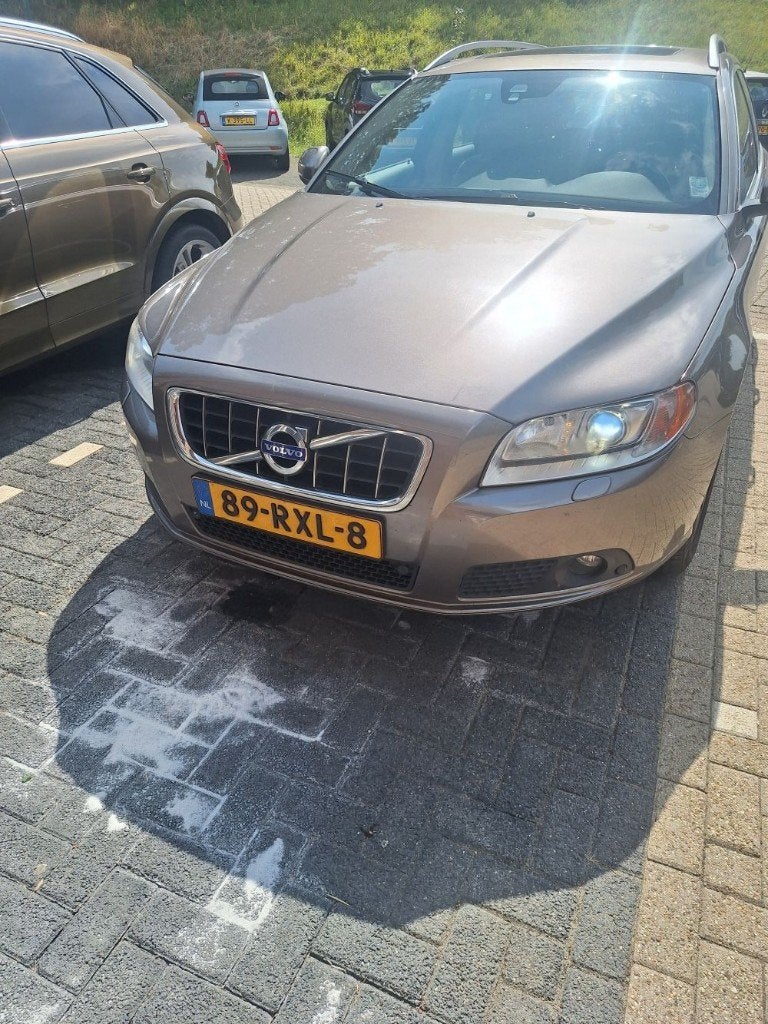 Volvo V70 D3 163pk Geartronic 2011 Grijs, Dealer onderhouden, Beige, 1984 cc, Stationwagon