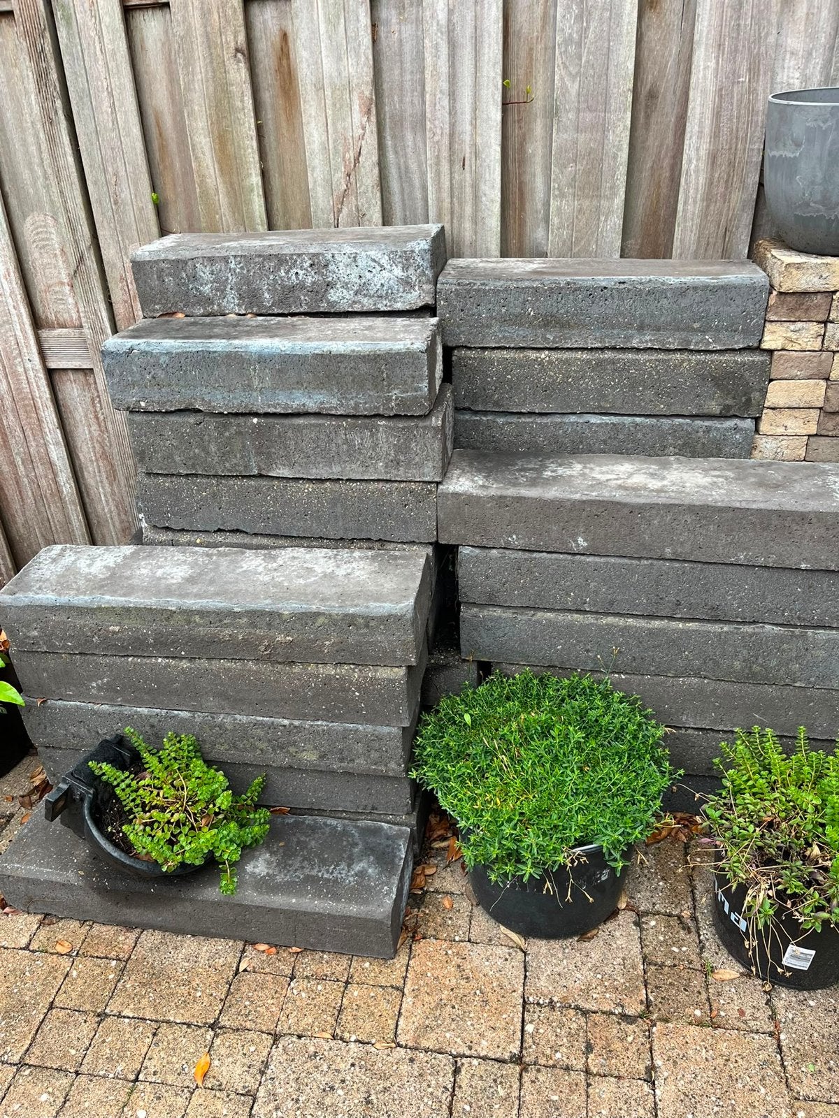 Betonnen bielzen 60cm en 80cm gratis !!, Ophalen, Gebruikt, Biels, Beton