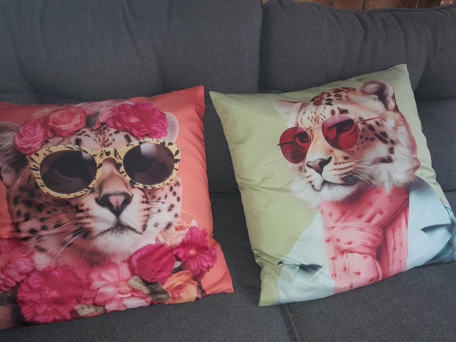 2 outdoor kussens, Ophalen of Verzenden, Zo goed als nieuw, Vierkant