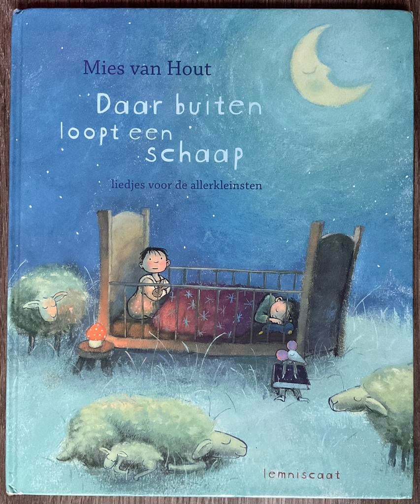Daar buiten loopt een schaap + Audio - Mies van Hout, Boeken, Ophalen of Verzenden, Gelezen