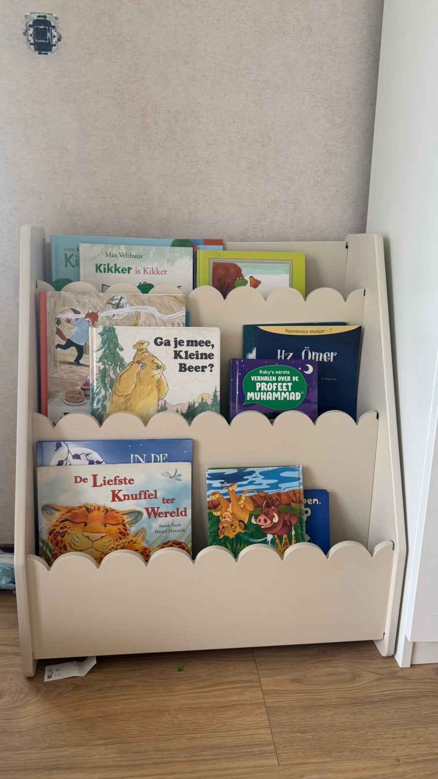 Kwantum boekenkast, Kinderen en Baby's, Ophalen of Verzenden, Zo goed als nieuw, 50 tot 70 cm, 105 cm of meer