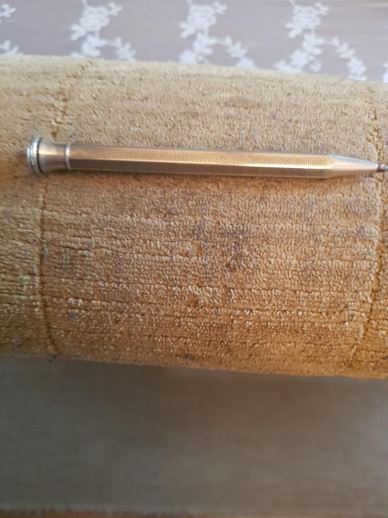 Oude zilveren vulpotlood  opel, Verzamelen, Pennenverzamelingen, Ophalen of Verzenden, Balpen, Overige merken