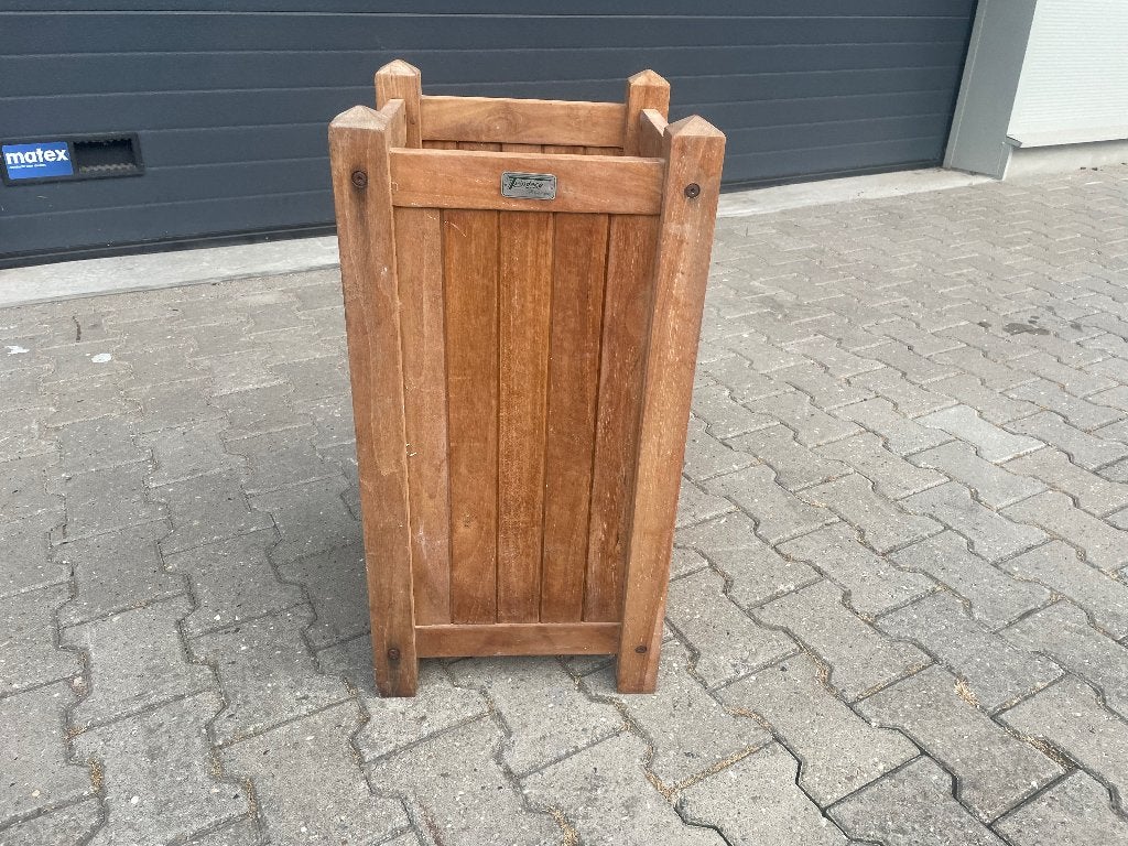 Mooie planten/bloembak Teakhout gebruikt als showroommodel!!, Minder dan 60 cm, Vierkant, Ophalen of Verzenden, Zo goed als nieuw