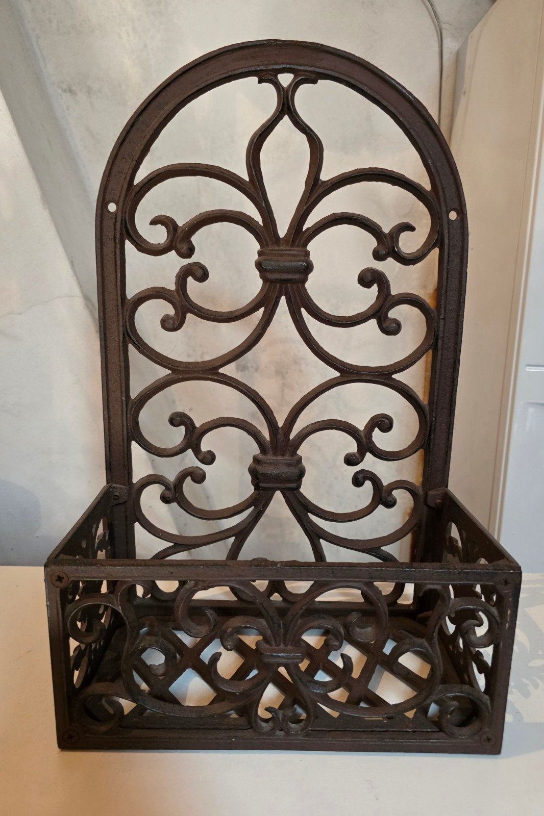 Decoratieve gietijzeren wandmand - 27x14x45 cm, Ophalen