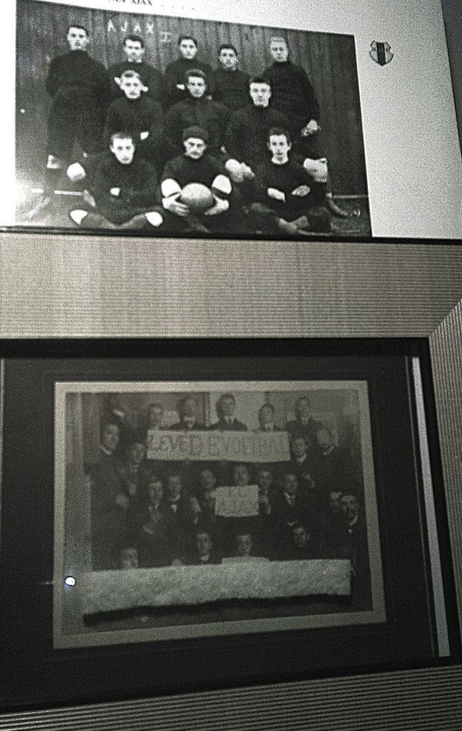 F.C.AJAX -DE EERSTE FOTO [ HISTORISCH MUSEUM  ITEM ] 1900 ., Ophalen of Verzenden, Gebruikt, Ajax, Spelerskaart