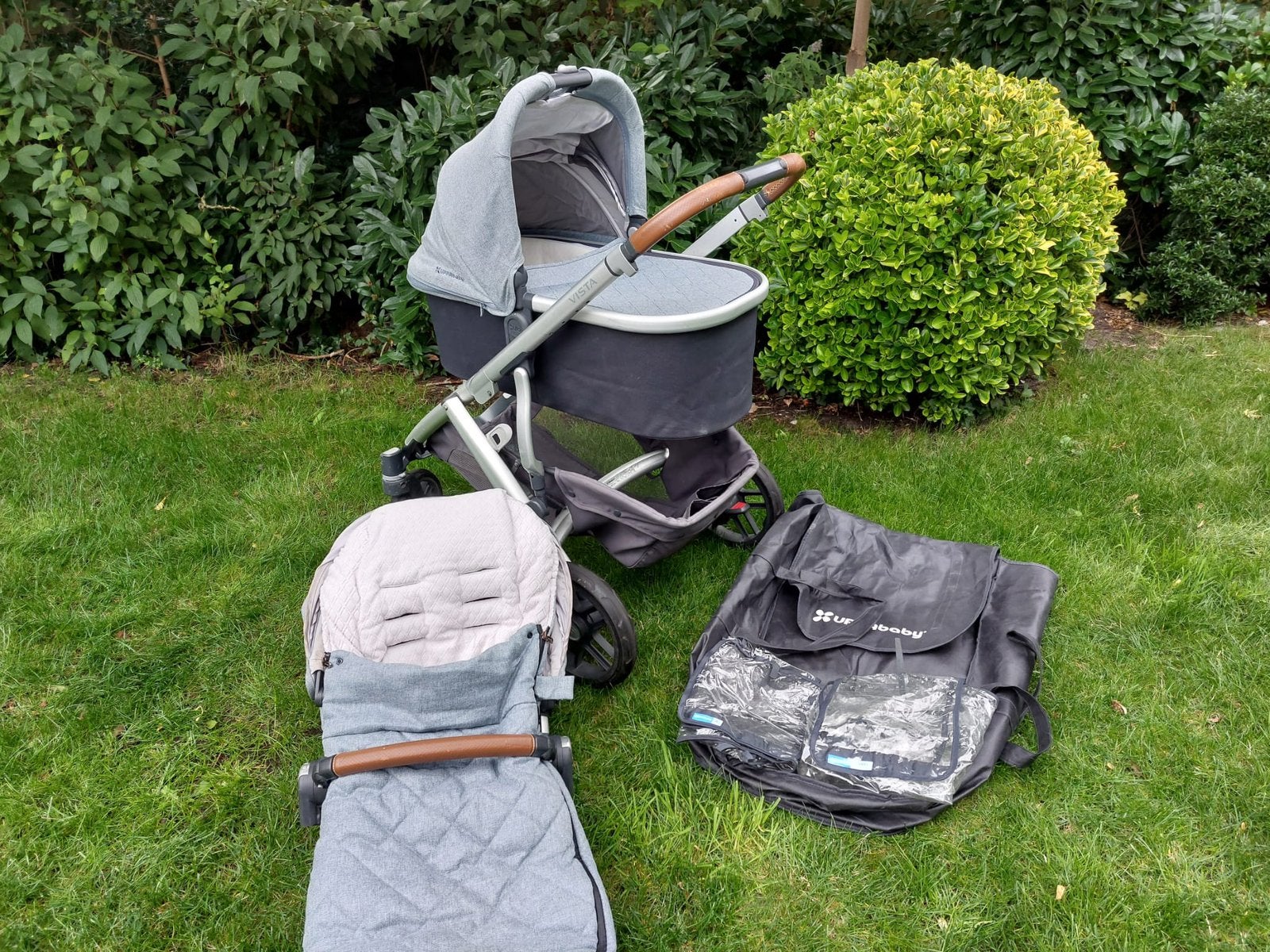 Complete Uppa Baby Vista kinderwagen, Gebruikt, Met reiswieg, Ophalen, Kinderwagen