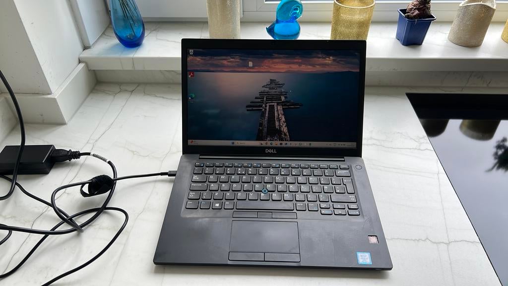 Zeer nette Dell Latitude 7490, Computers en Software, Windows Laptops, Met videokaart, 2 tot 3 Ghz, Qwerty, Refurbished