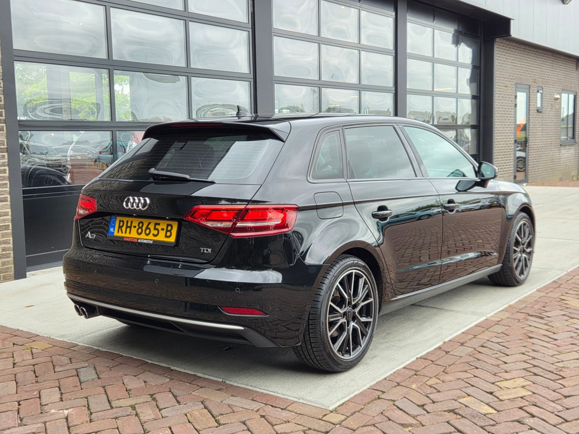 Audi A3 Sportback 2.0 TDI Design Pro Line DSG Aut | Leder |, Gebruikt, 4 cilinders, 150 pk, Zwart