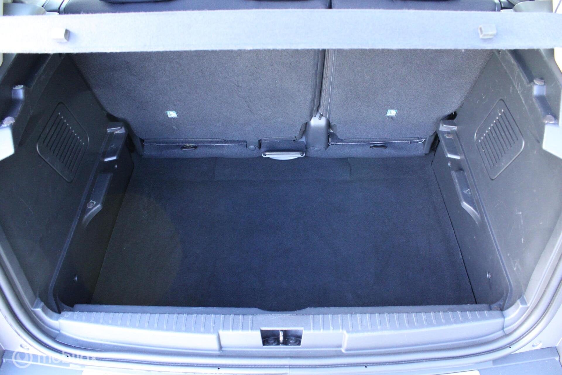 Foto 11 van Renault Captur 0.9 TCe Camera|Stoel verw.|Keyless