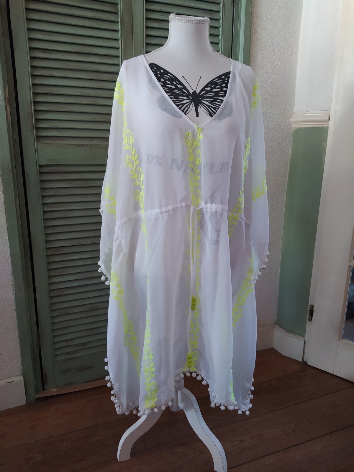 Strand jurkje wit lime groen, Kleding | Dames, Maat 42/44 (L), Ophalen of Verzenden, Zo goed als nieuw, Boven de knie