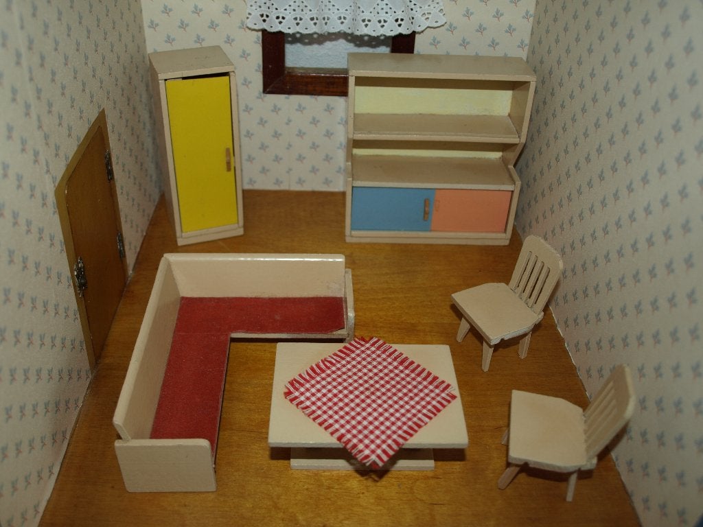 2 DELIGE POPPENKAMER JAREN 40 - 50, Ophalen of Verzenden, Zo goed als nieuw, Poppenhuis