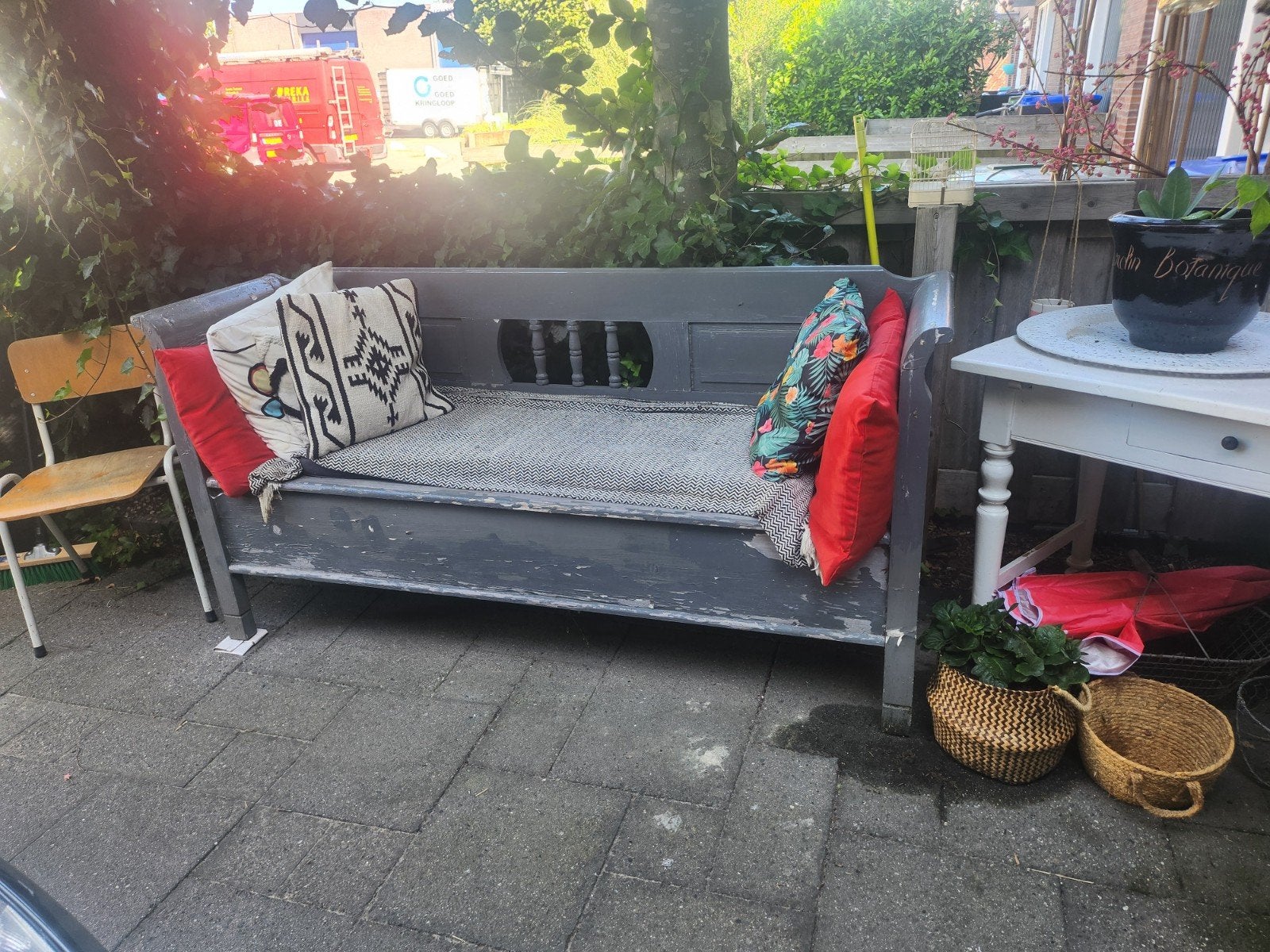 Grijze houten bank met opbergruimte, Antiek en Kunst, Ophalen