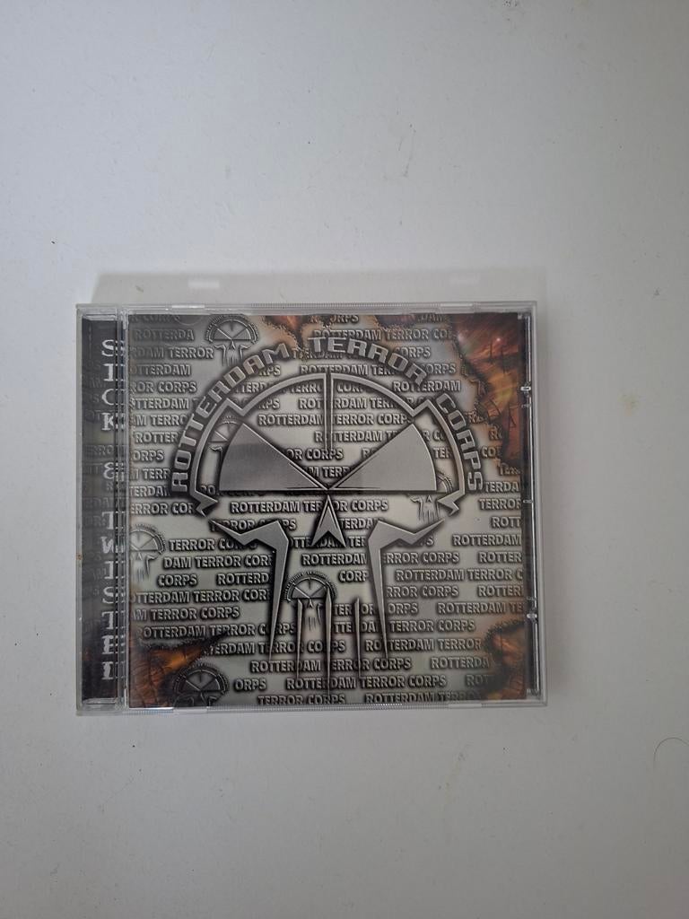 Rotterdam terror corps sick & twisted, Cd's en Dvd's, Ophalen of Verzenden, Zo goed als nieuw