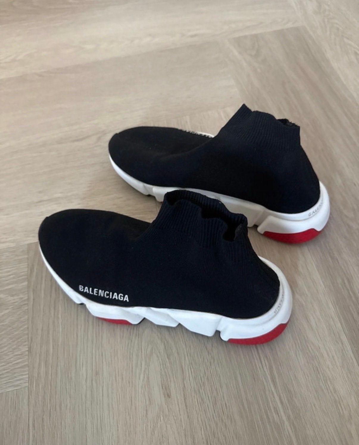 Balenciaga Speed Trainers Zwart/Rood, Kleding | Dames, Ophalen of Verzenden, Zo goed als nieuw, Zwart, Sneakers of Gympen