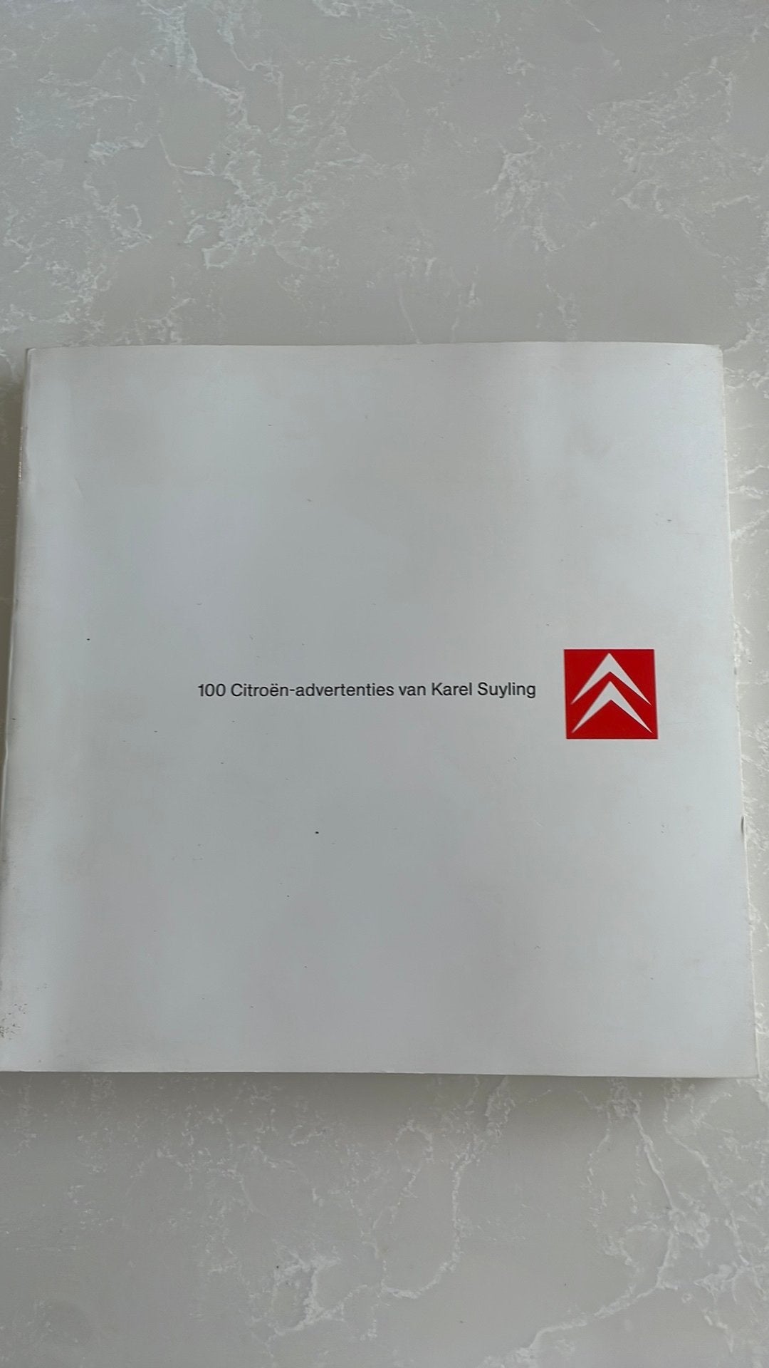 Boek: 100 Citroen-advertenties van Karel Suyling, Ophalen of Verzenden, Gelezen, Citroën
