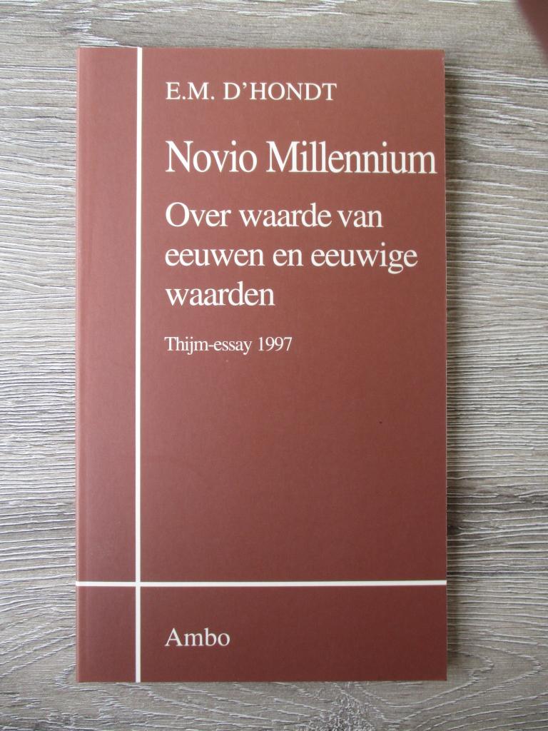 Novio Millennium; Over waarde van eeuwen en eeuwige waarde, Ophalen of Verzenden, Gelezen