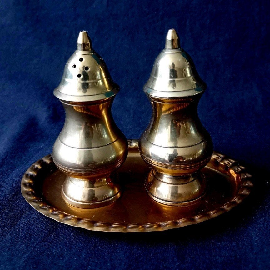 Vintage messing zout- en peperstrooier set, Antiek en Kunst, Antiek | Keukenbenodigdheden, Ophalen of Verzenden