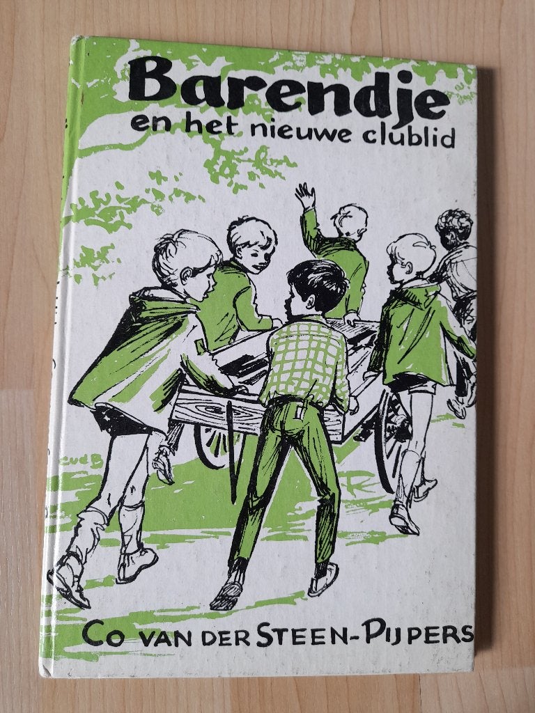 BARENDJE EN HET NIEUWE CLUBLID  Co van der Steen-Pijper, Ophalen of Verzenden, Gelezen, Fictie algemeen