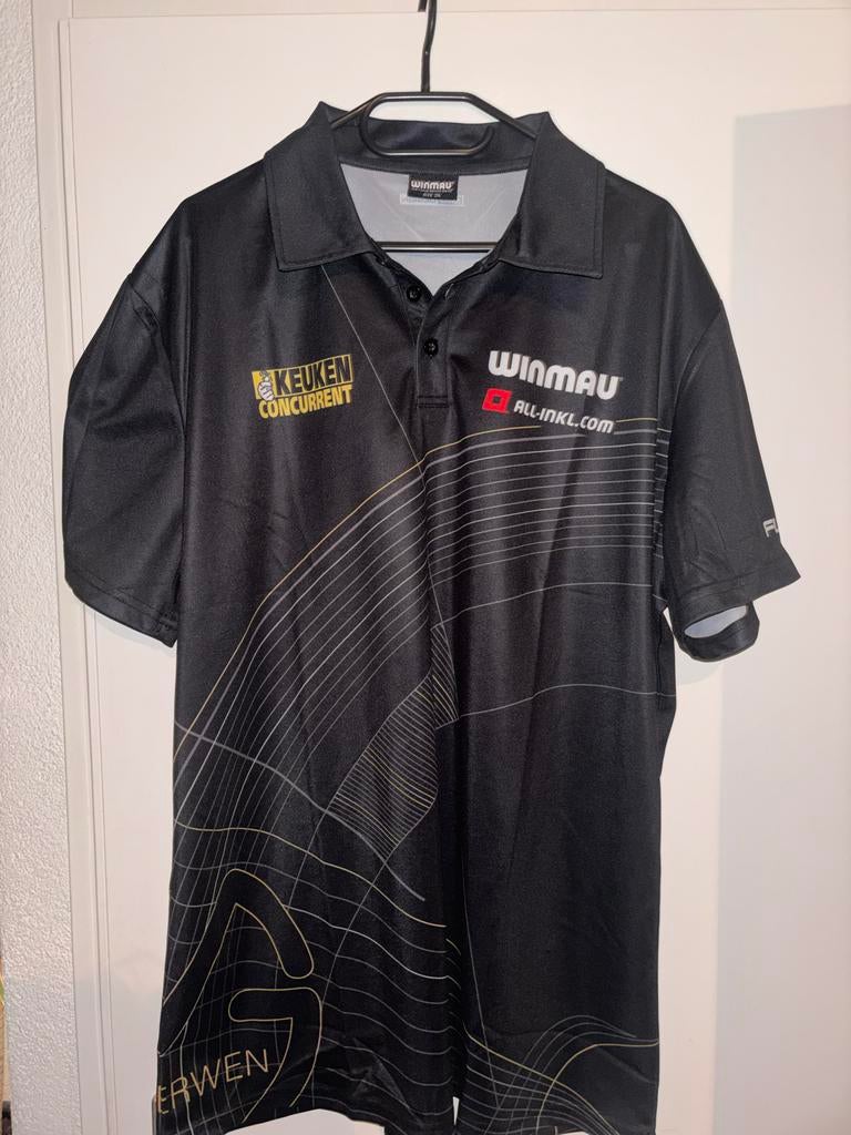 Winmau Michael van Gerwen 5 Jaar Jubileum Tour polo maat xxl, Zwart, Overige maten, Ophalen of Verzenden, Zo goed als nieuw