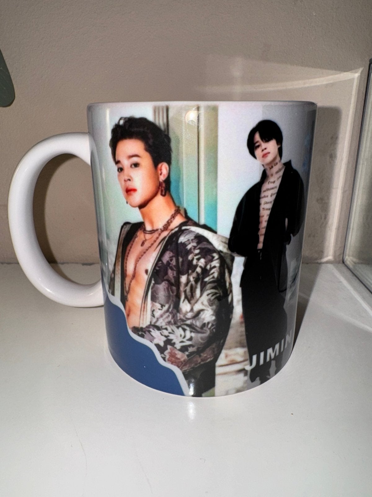 Nieuwe Jimin BTS K-Pop Mok - Perfect voor Fans!, Overige typen, Nieuw, Ophalen of Verzenden, Steen/keramiek
