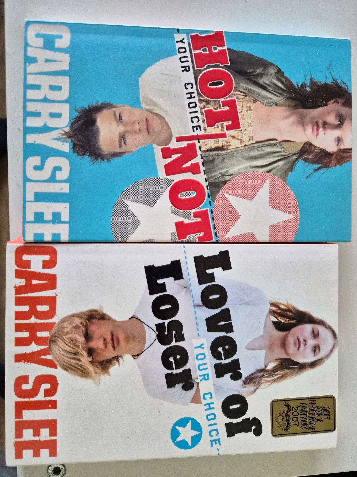 Carry Slee - Hot or Not & Lover of Loser (2 boeken), Boeken, Ophalen of Verzenden, Gelezen, Carry Slee