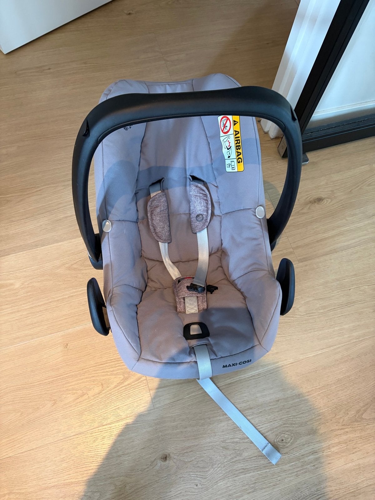 Maxi-Cosi Rock Nomad Grey autostoel, Ophalen, Autogordel, Zijbescherming, Zo goed als nieuw