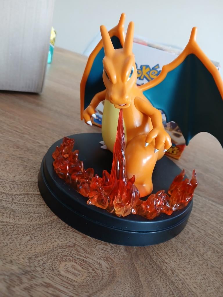 Charizard Display Figuur - Nieuw uit de Verpakking, Ophalen of Verzenden, Nieuw