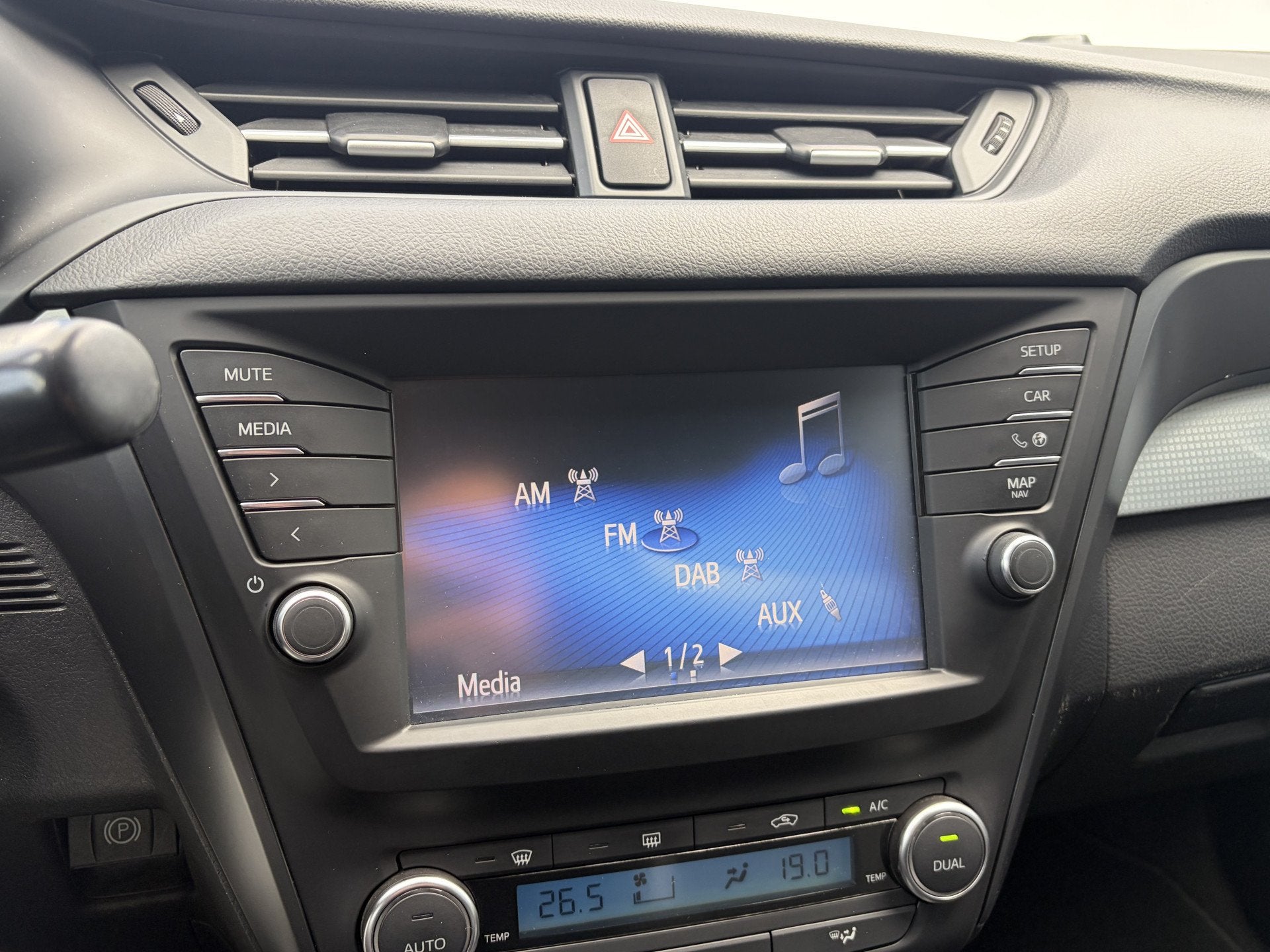 Foto 21 van Toyota Avensis Touring Sports 1.8 VVT-i Lease Pro Automaat T