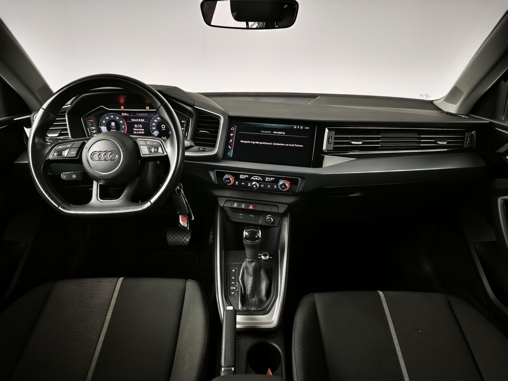 Audi A1 Sportback 25 TFSI Pro Line Automaat | Apple Carplay, Auto's, 95 pk, 49 €/maand, Origineel Nederlands, Bedrijf