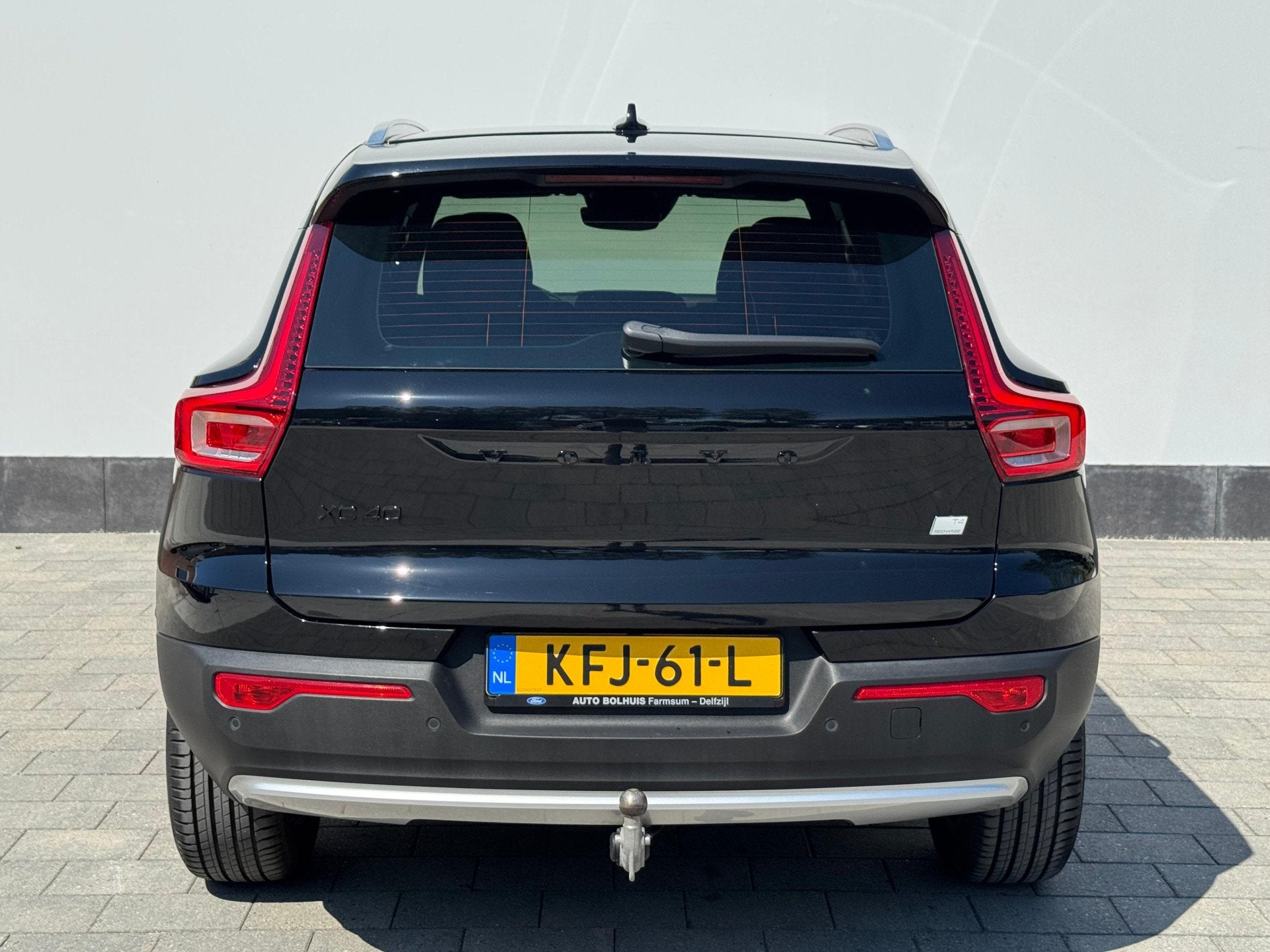 Volvo XC40 1.5 T4 211 pk Plug-in hybrid Plus Bright | Trekha, 12 maanden, Stof, Euro 6, Zwart