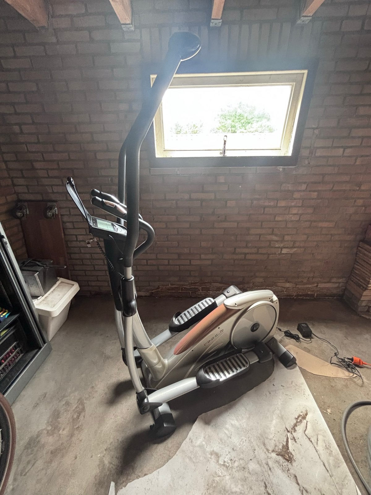 Finnlo Crosstrainer - Zo goed als nieuw, Ophalen, Armen, Zo goed als nieuw, Crosstrainer