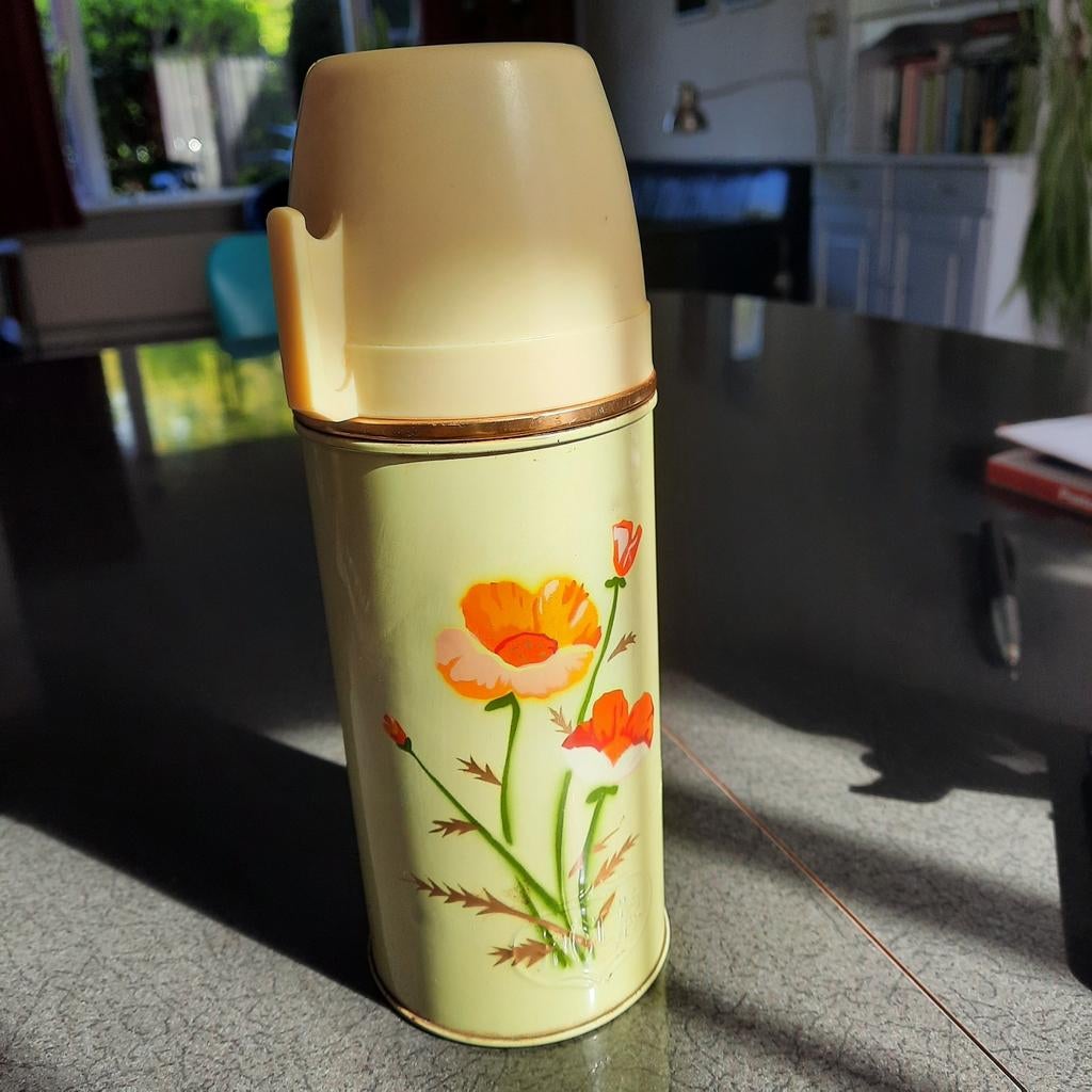 Kleine thermos 18 cm hoog  vintage, Verzamelen, Ophalen of Verzenden, Huis en Inrichting
